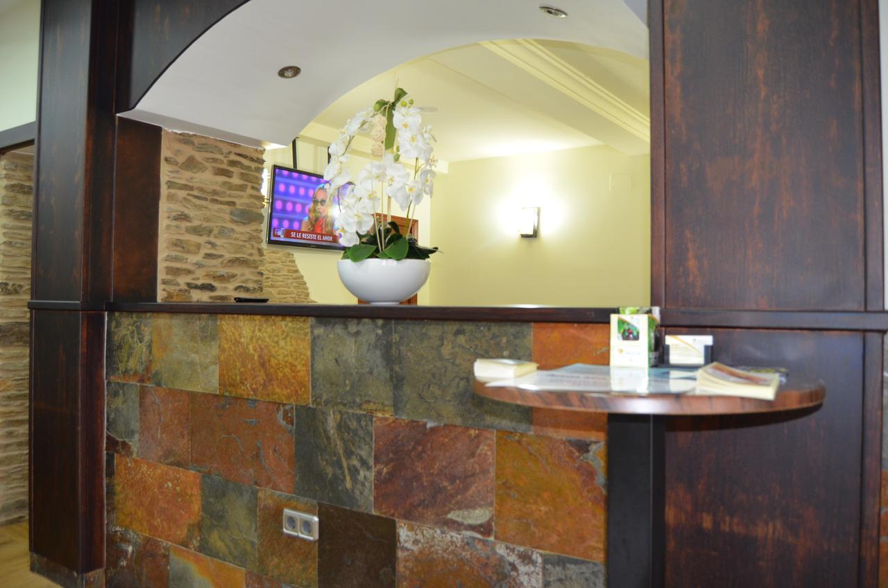 Arzúa Albergue Del Peregrino מראה חיצוני תמונה