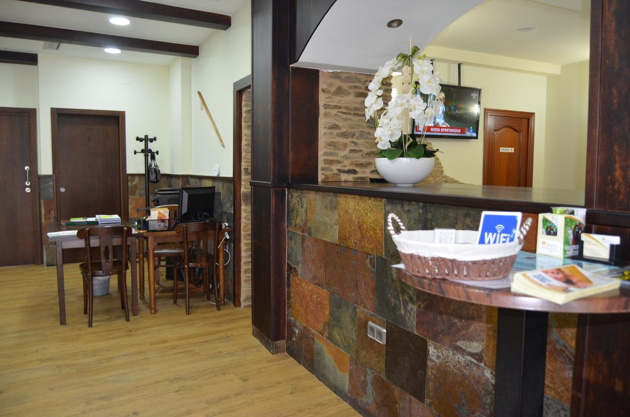 Arzúa Albergue Del Peregrino מראה חיצוני תמונה