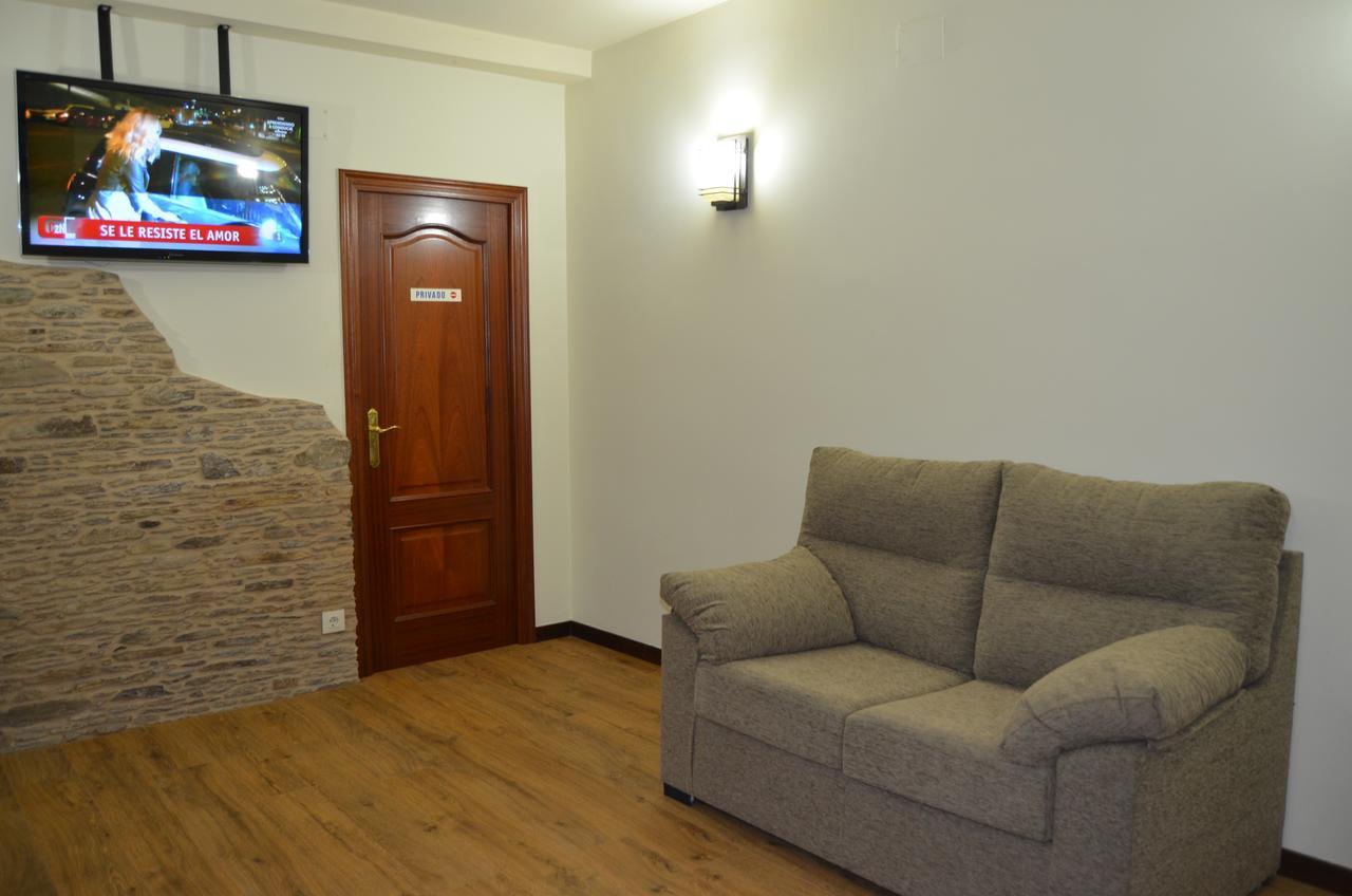 Arzúa Albergue Del Peregrino מראה חיצוני תמונה